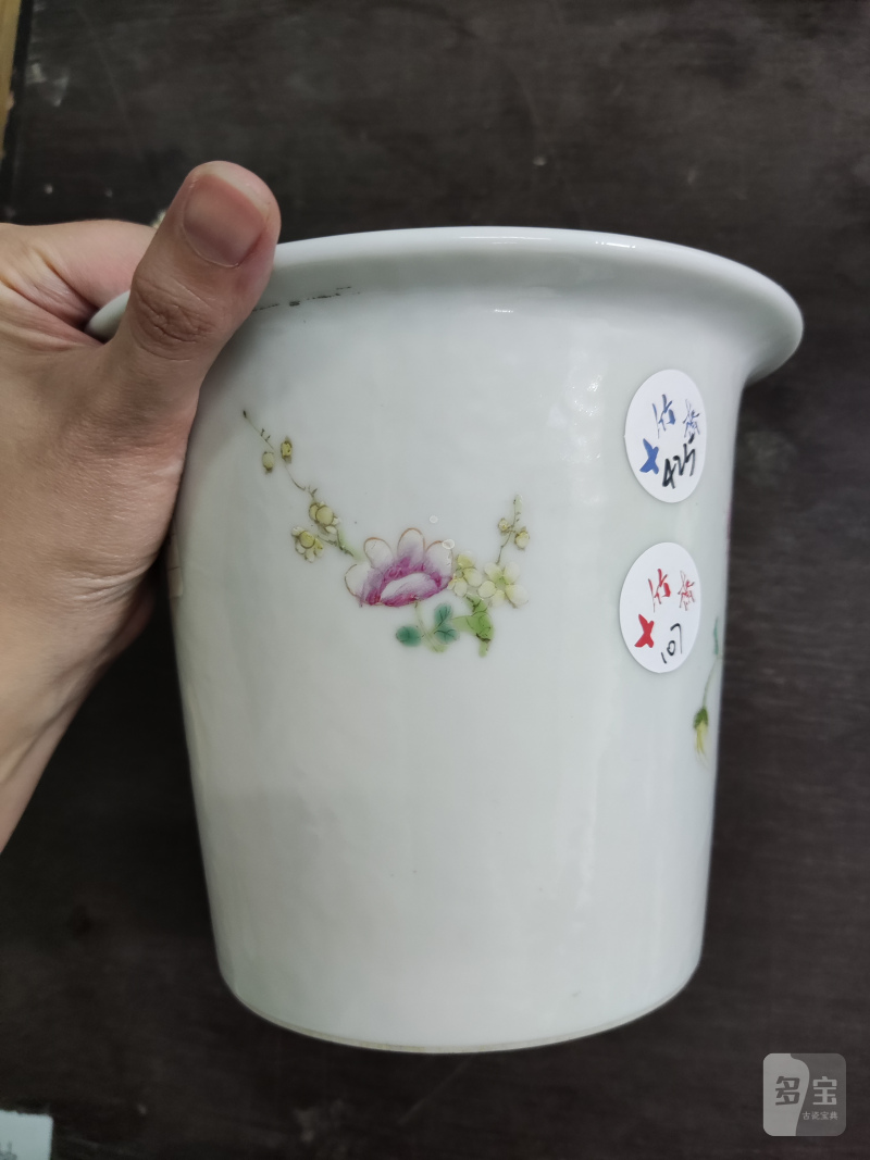 清 粉彩花卉纹花盆 - 图6